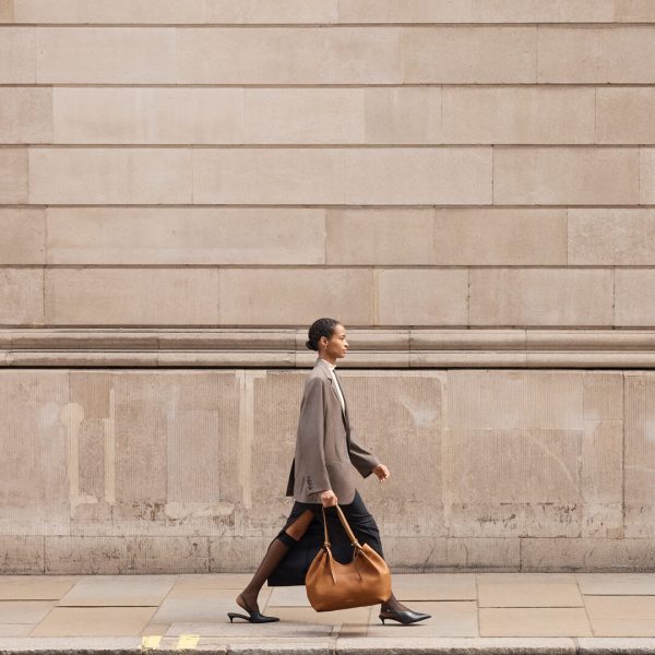 Strathberry-AW25-The Commuter_2_4X5